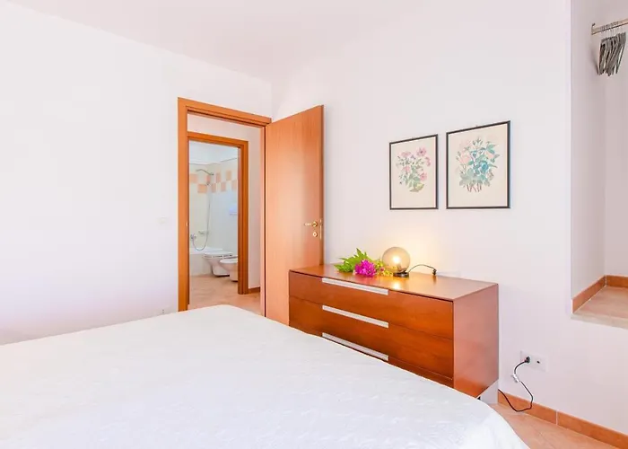 Vakantiehuis La Mezza Luna *